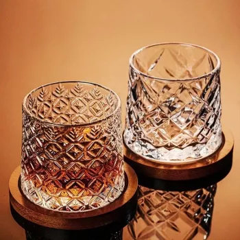 Spinning Whiskey Glasses: Purpose, Aroma & Tasting